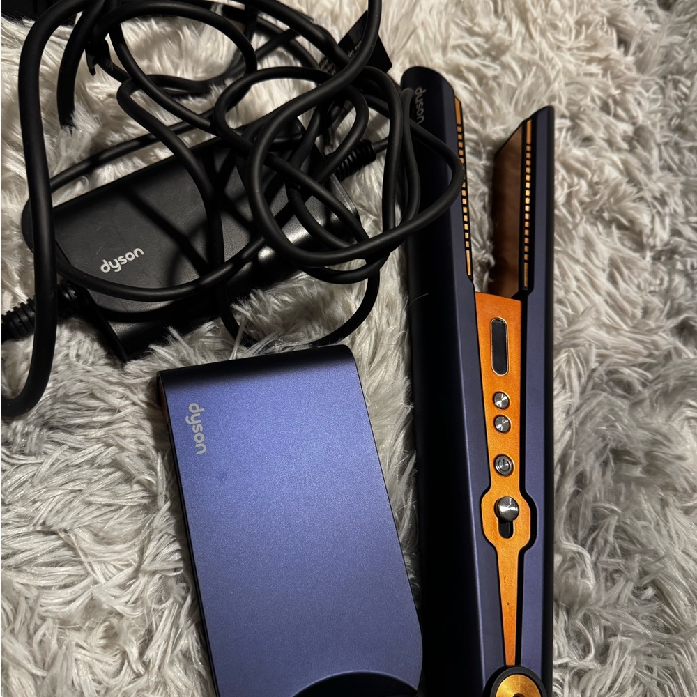 Dyson Blue and Orange Hair Styler